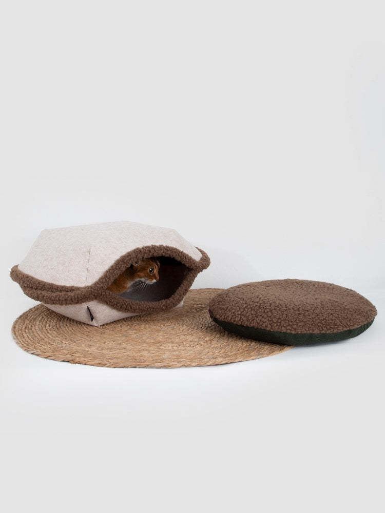 Versatile Egg Tart-Shaped Pet Bed for Rest and Relaxation